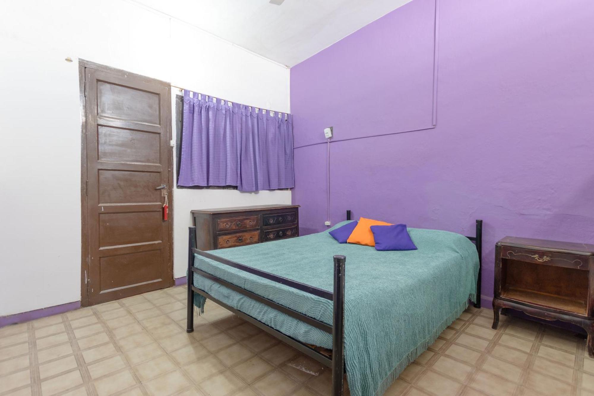Hostel Andamundos